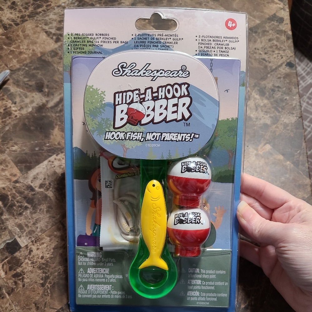 NEW Shakespeare Hide-a-Hook Bobber Set
